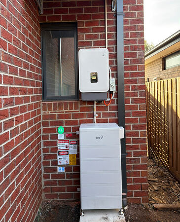 recent-solar&battery-installation